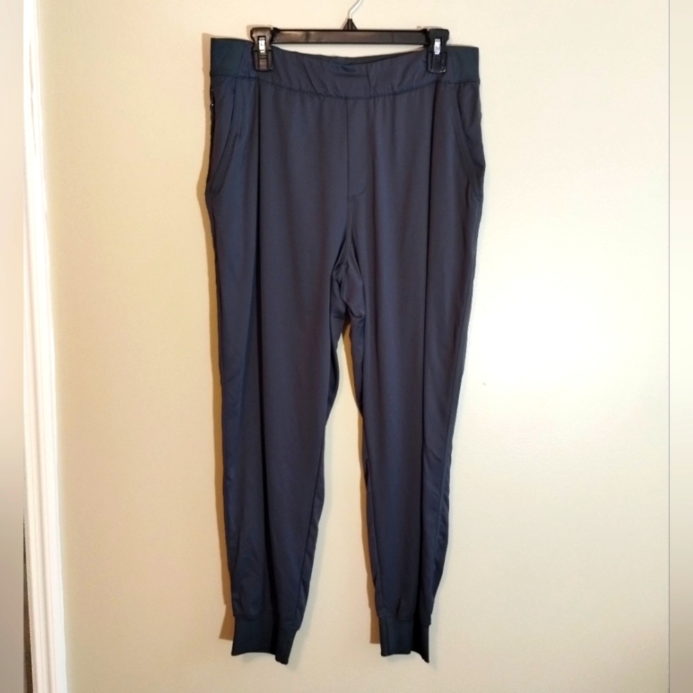 The North Face Women's Aphrodite Jogger Pant, Asphalt Grey - NWT